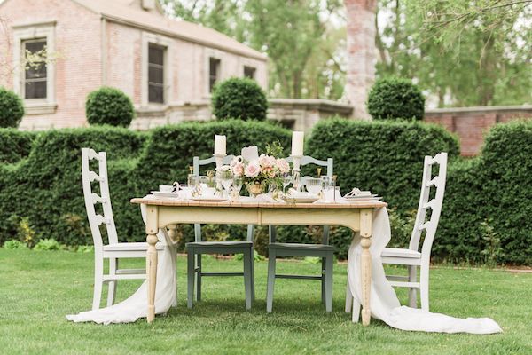  Dusty Blue French Country Wedding Inspo