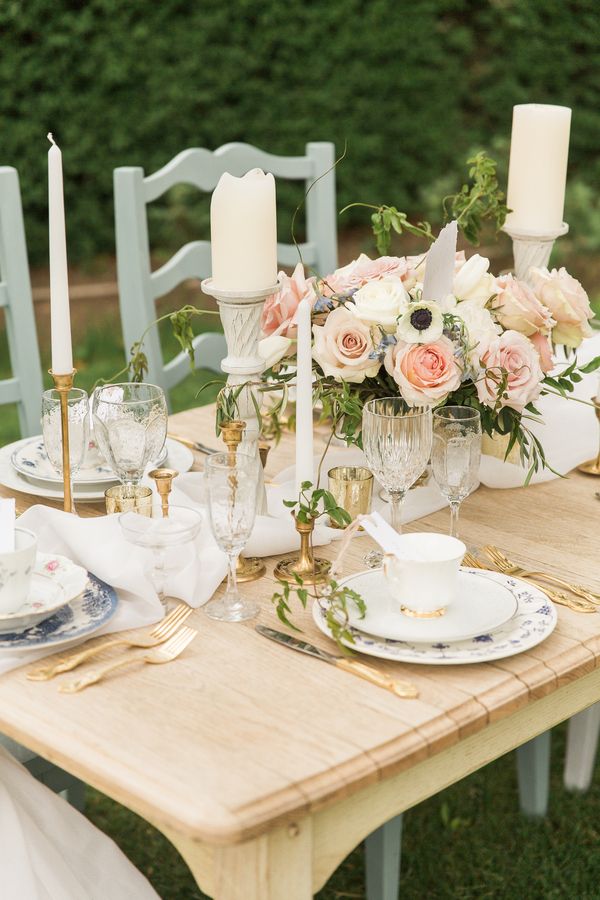  Dusty Blue French Country Wedding Inspo