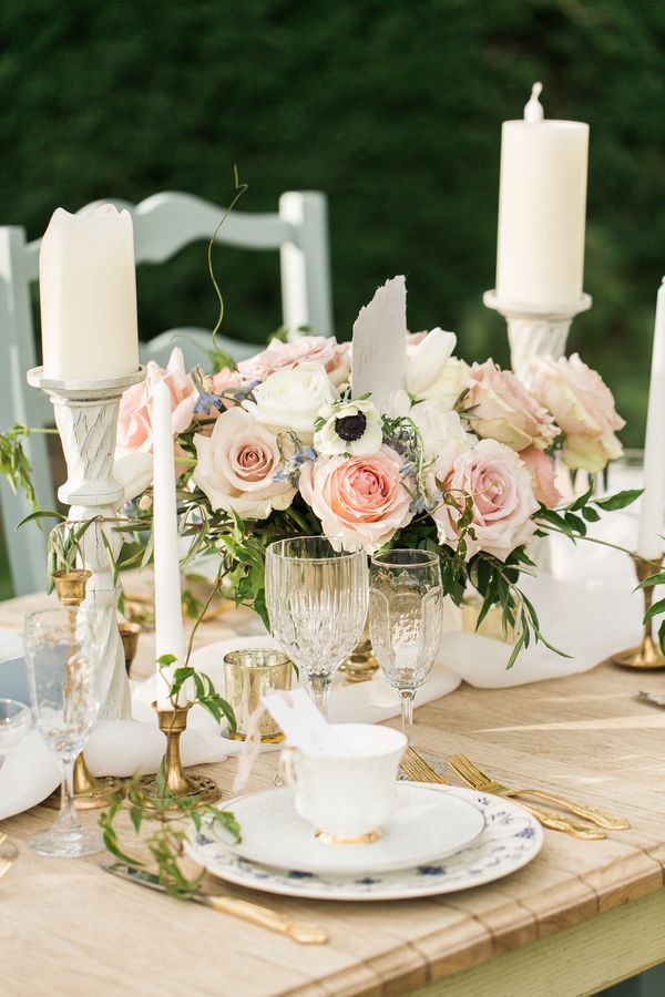  Dusty Blue French Country Wedding Inspo