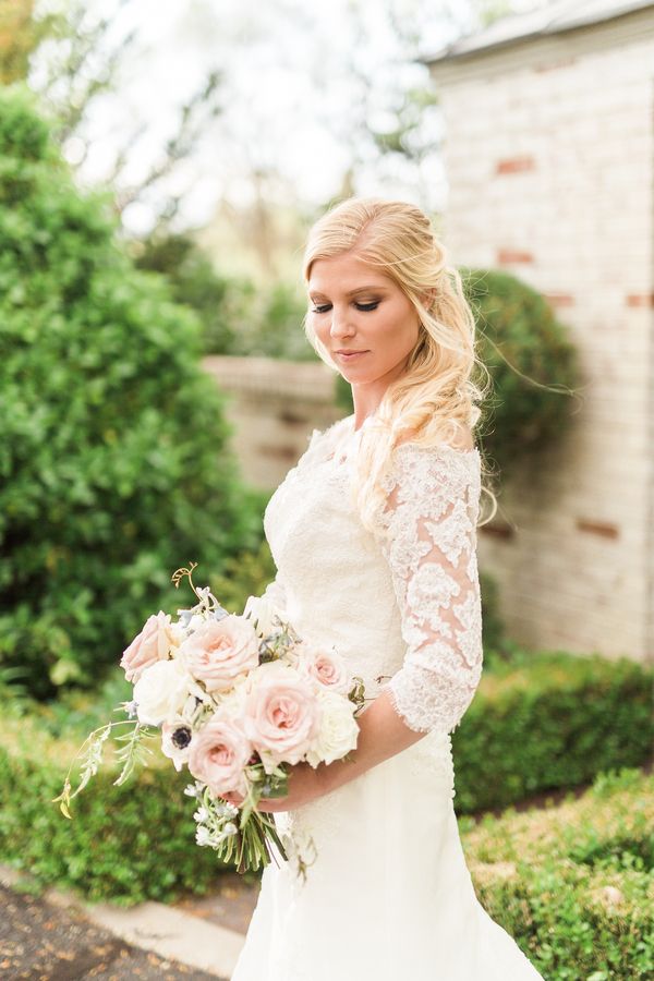  Dusty Blue French Country Wedding Inspo