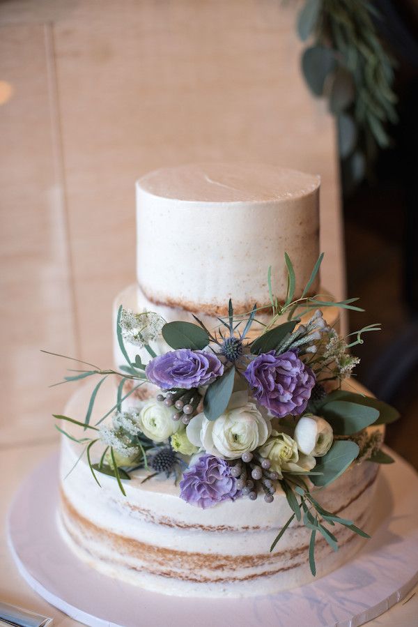  Elegant and Whimsical Barn Wedding in Colorado