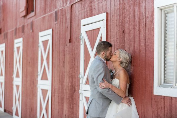  Elegant and Whimsical Barn Wedding in Colorado