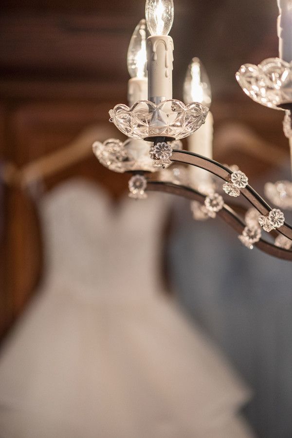  Elegant and Whimsical Barn Wedding in Colorado