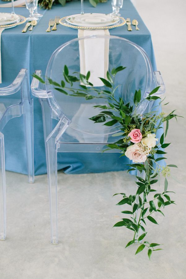 Modern Romantic Wedding Inspo Dressed in Sweet Blues