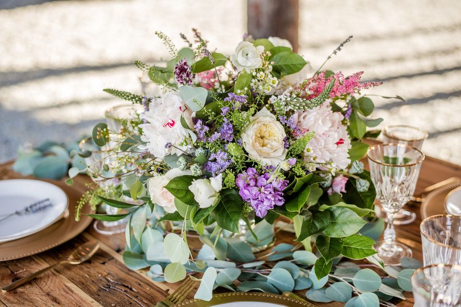 A Rural Irish-Style Wedding with Emerald and Gold