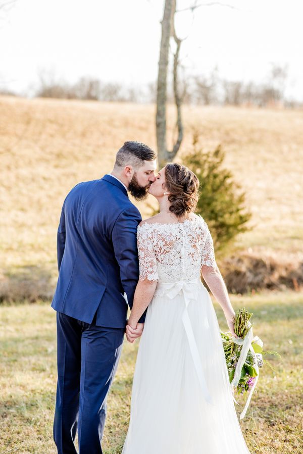 A Rural Irish-Style Wedding with Emerald and Gold