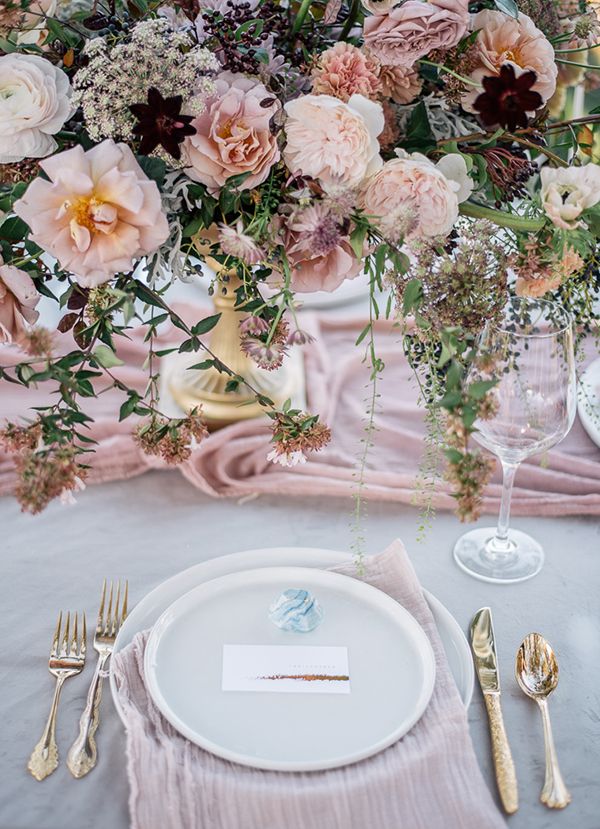  Romantic Victorian Wedding Inspiration in Shades of Pink