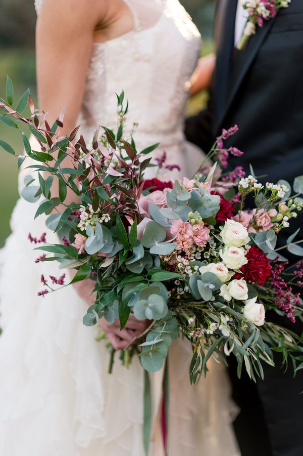 Dreamy Reds and Spanish Romance Wedding Inspiration