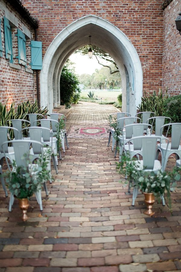 Old World Wedding Inspiration at a Dreamy Estate