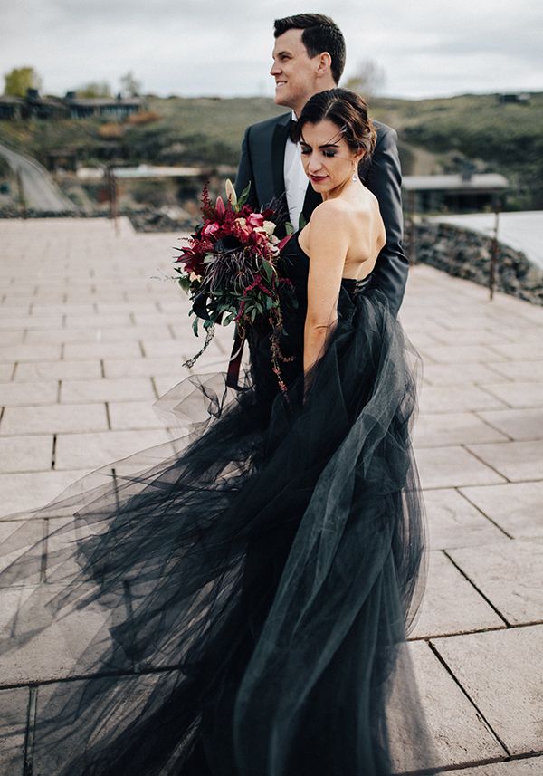 Opulence at a Winery Wedding Inspo with Dark Colors