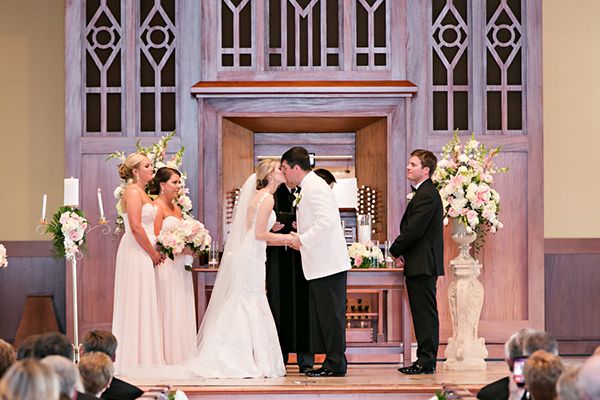  College Sweethearts Get Married in a Garden-Style Wedding