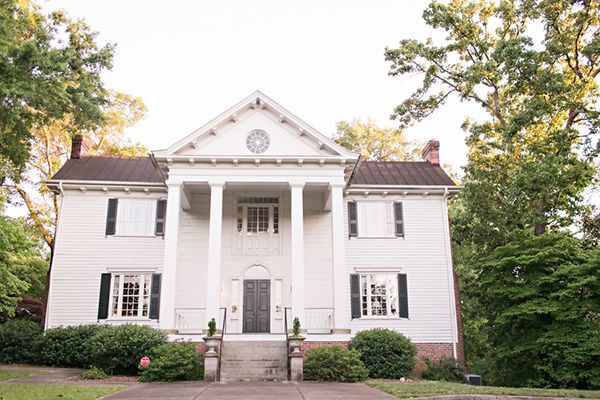  College Sweethearts Get Married in a Garden-Style Wedding