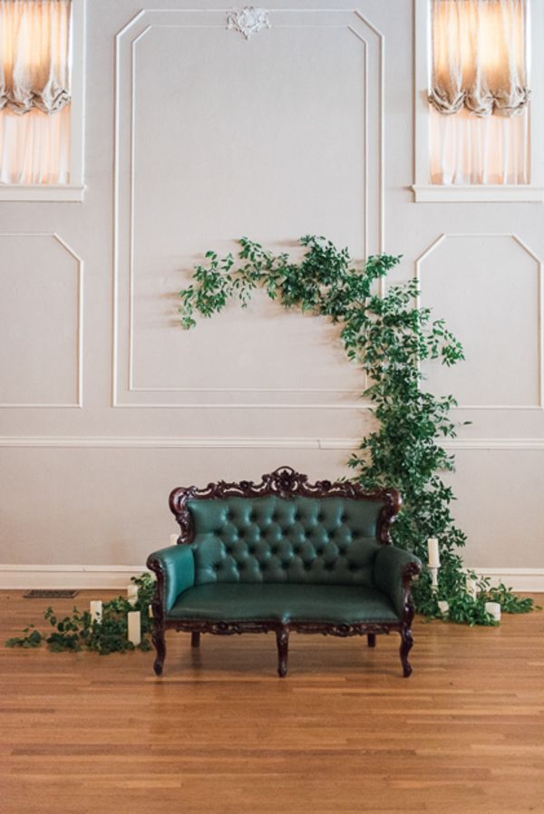  Oh So Romantic Emerald Green Wedding Inspiration