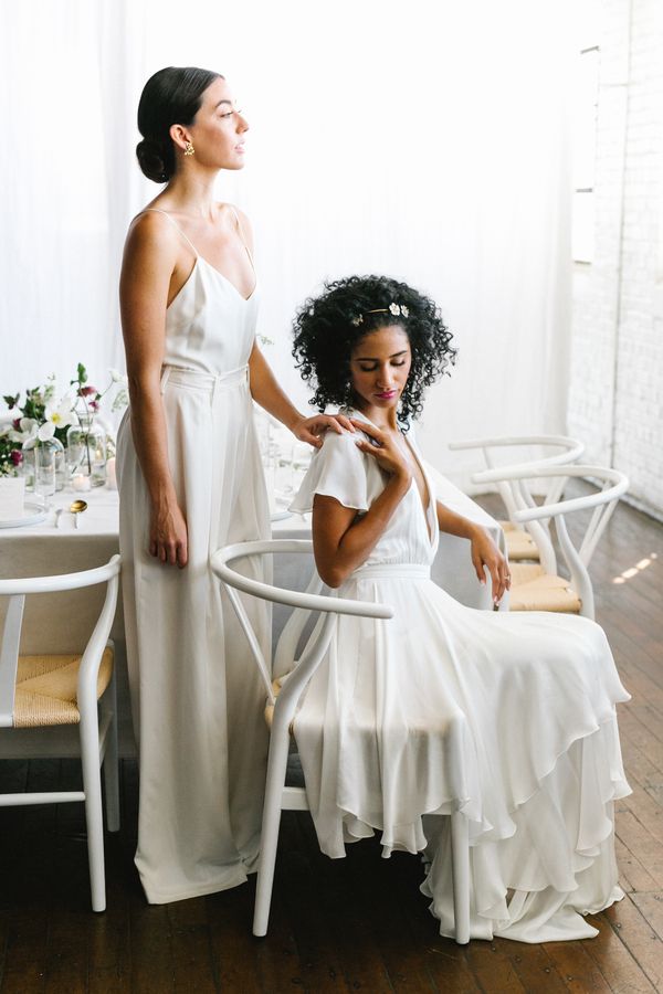 Stylish Wedding Inspiration in Bright Whites