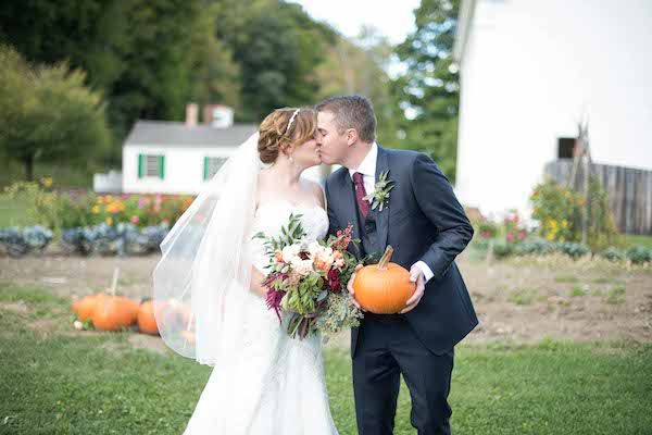  Harvest Inspired Real Wedding 