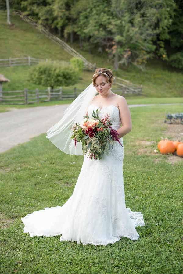  Harvest Inspired Real Wedding 