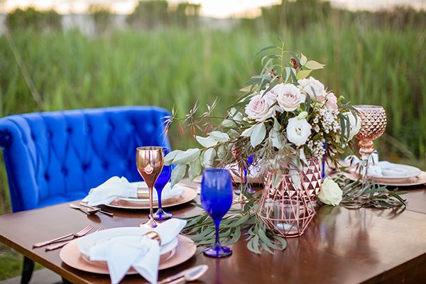  Oceanside Wedding Inspiration with Pops of Cobalt