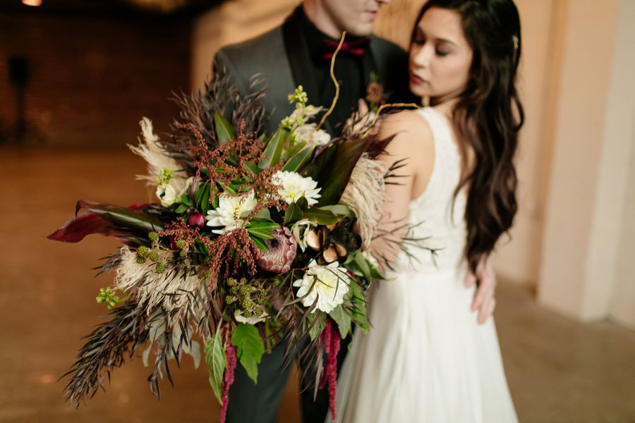 Fresh and Fashionable Fall Wedding Inspiration