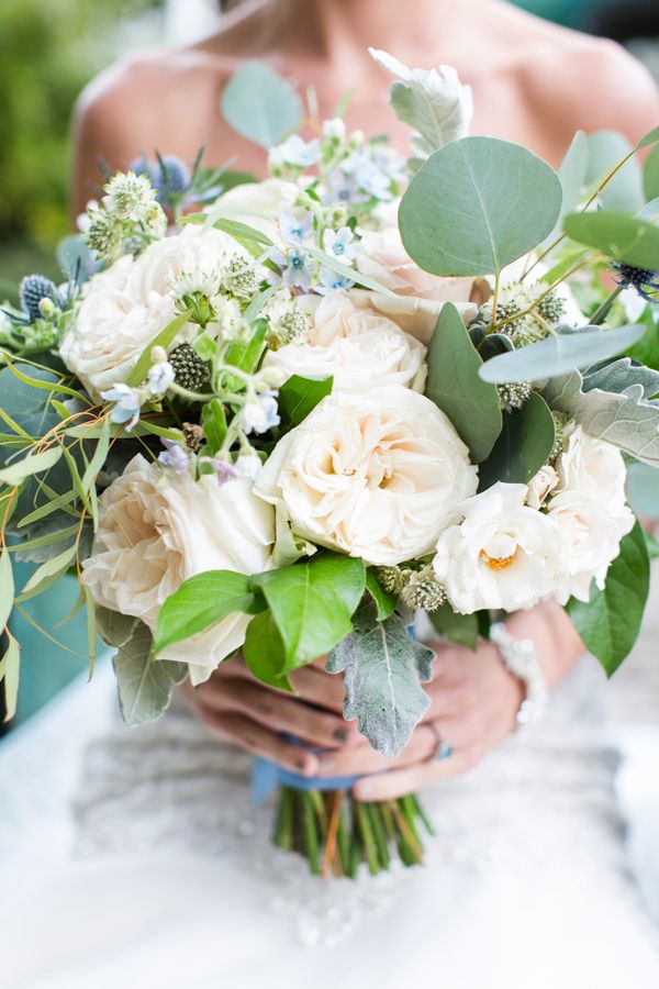  So Many Spring-Ready Details in This Sweet Styled Shoot