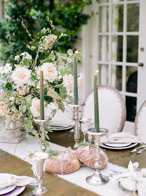 Elegant French Lavender Wedding Inspo