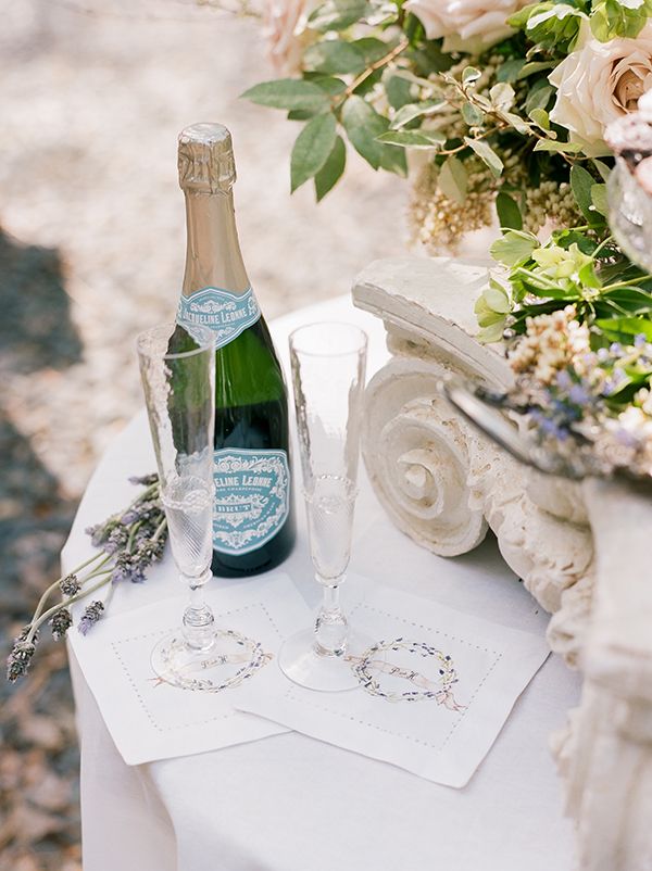 Elegant French Lavender Wedding Inspo