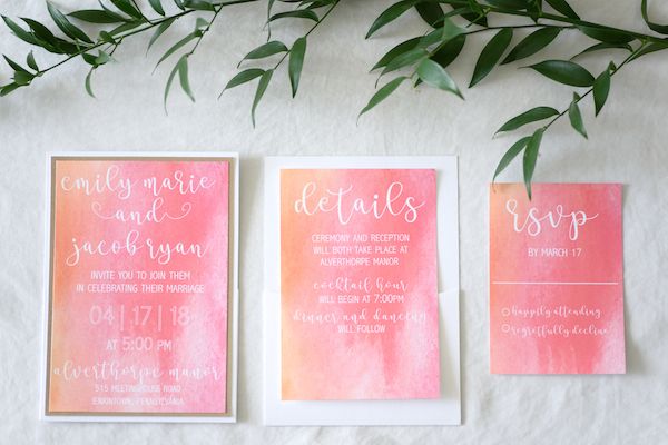  Colorful Abstract Painting and Floral Wedding