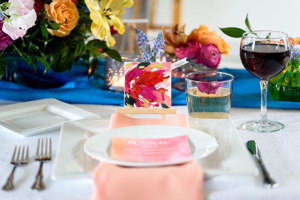  Colorful Abstract Painting and Floral Wedding