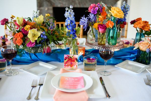  Colorful Abstract Painting and Floral Wedding