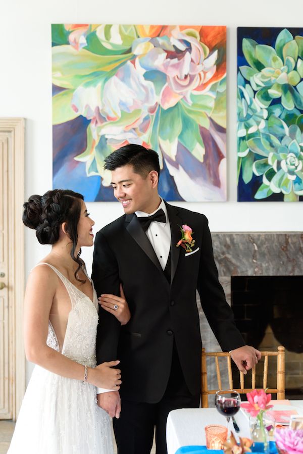  Colorful Abstract Painting and Floral Wedding