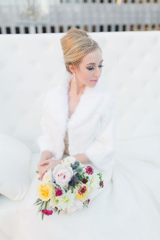 Styled Shoot | Urban Modern Rooftop - to see more: www.theperfectpalette.com - Photo by Allen Tsai Photography, Styled by Keestone Events