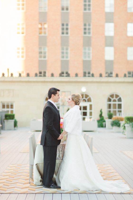 Styled Shoot | Urban Modern Rooftop - to see more: www.theperfectpalette.com - Photo by Allen Tsai Photography, Styled by Keestone Events