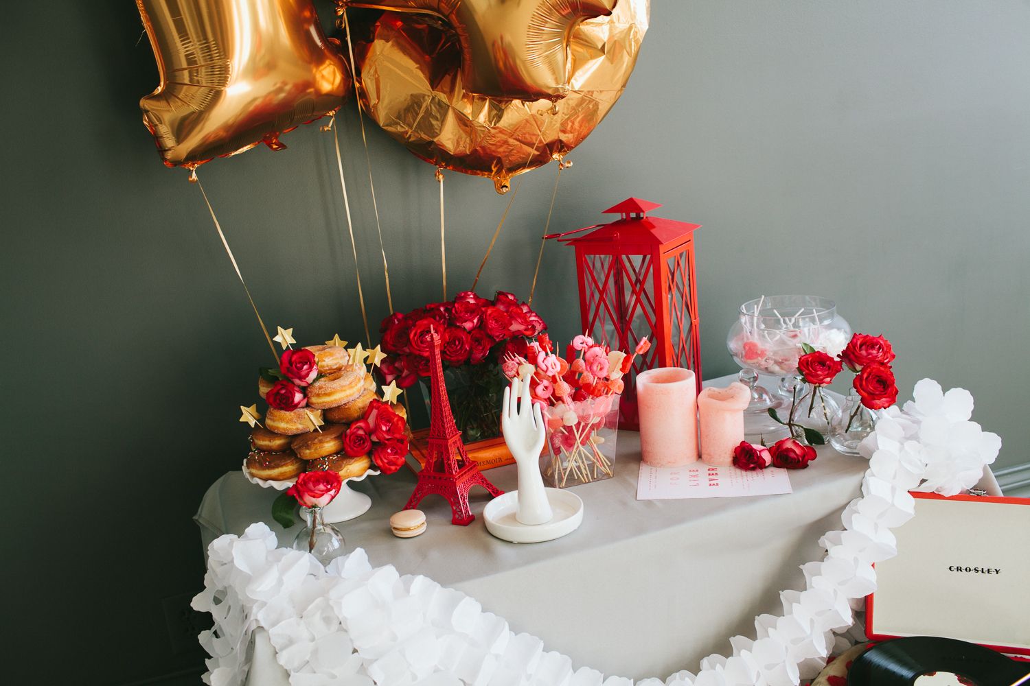  Girls Just Wanna Have Fun | Styled Shoot - to see more: http://www.theperfectpalette.com/2014/03/girls-just-wanna-have-fun-styled-shoot.html - photo by Brooke Stapleton, styled by Rachael Ellen Events