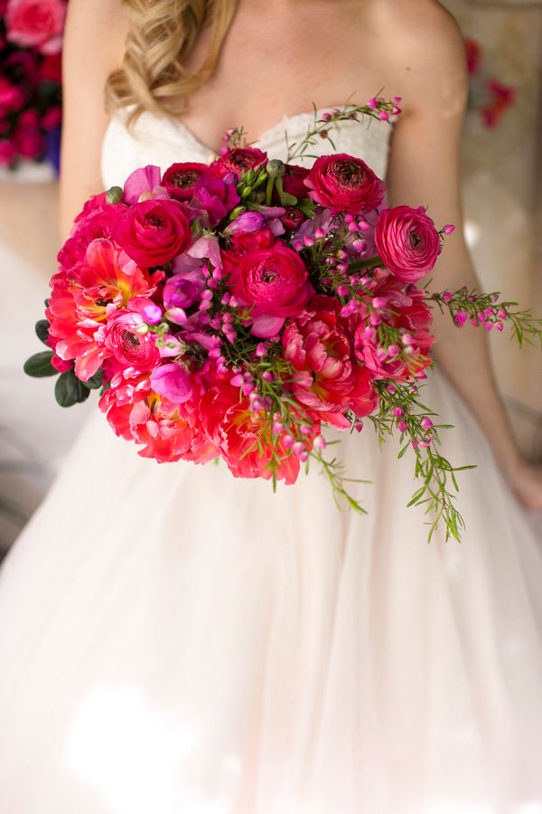  LGBT Styled Shoot | Modern, Colorful and Gorgeous - to see more: http://www.theperfectpalette.com - by Cakes and Kisses Photography