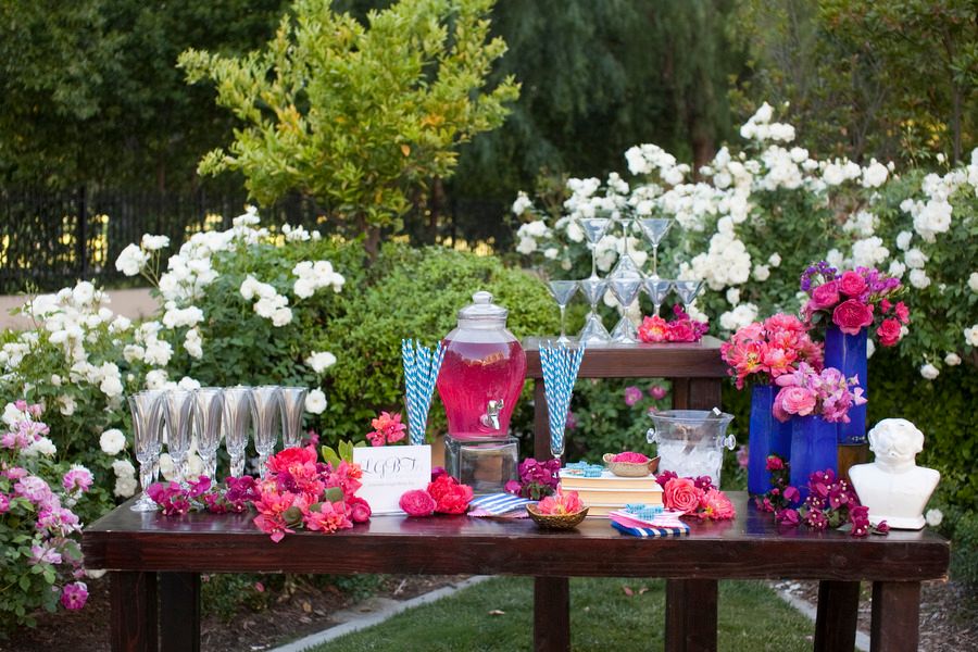 LGBT Styled Shoot | Modern, Colorful and Gorgeous - to see more: http://www.theperfectpalette.com