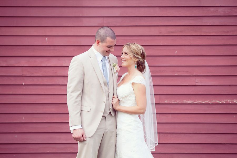 Jessica & Joey's Wedding | Colorful, Heartfelt & Handmade - to see more: www.theperfectpalette.com - photo by Dream Love Photography