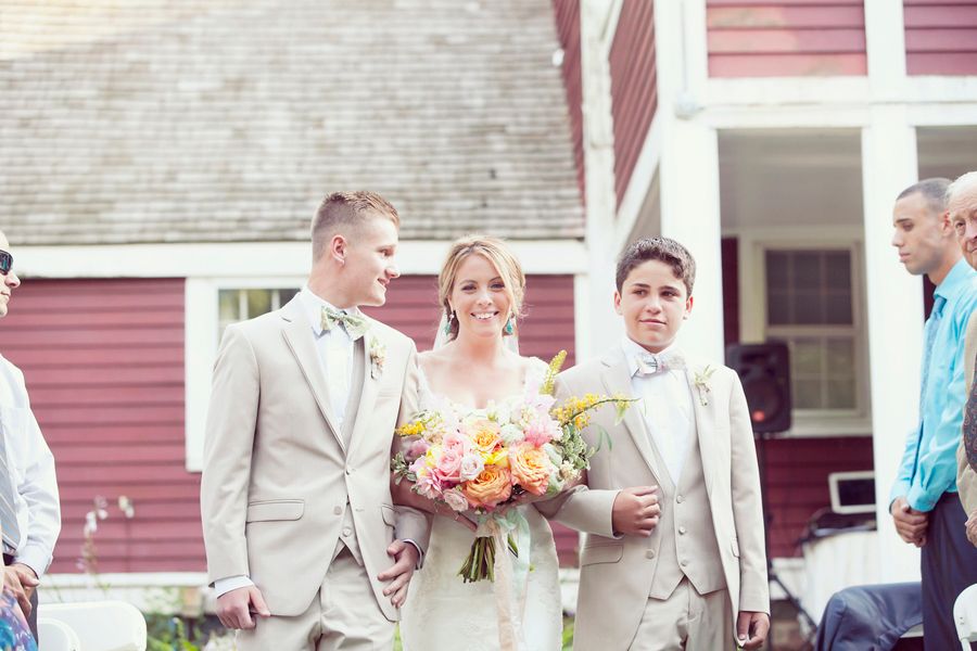 Jessica & Joey's Wedding | Colorful, Heartfelt & Handmade - to see more: www.theperfectpalette.com - photo by Dream Love Photography