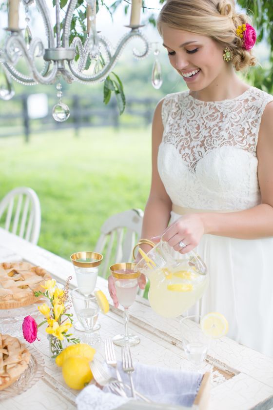  Sweeter than Honey - Pink and Yellow Styled Shoot - to see more: http://www.theperfectpalette.com - Styling by BRANDtabulous, Photography by Brio Art