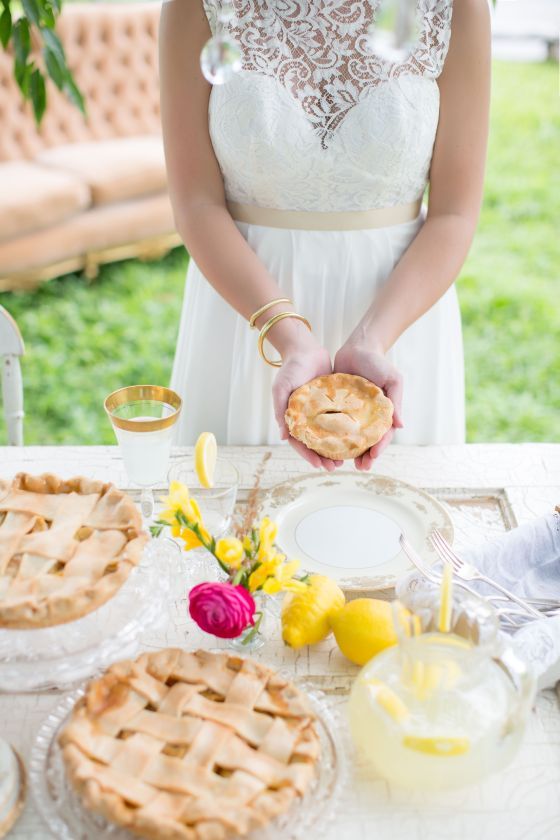  Sweeter than Honey - Pink and Yellow Styled Shoot - to see more: http://www.theperfectpalette.com - Styling by BRANDtabulous, Photography by Brio Art