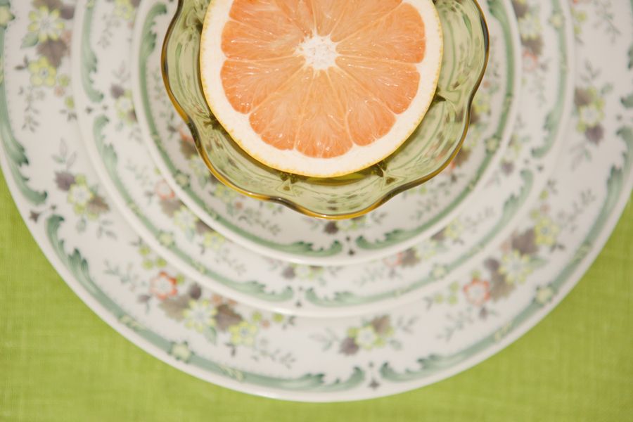 Coral, Graperfruit and a Twist of Lime - Styled Shoot - to see more: www.theperfectpalette.com - photo by Danielle Evans Photography, Floral Design by LB Floral