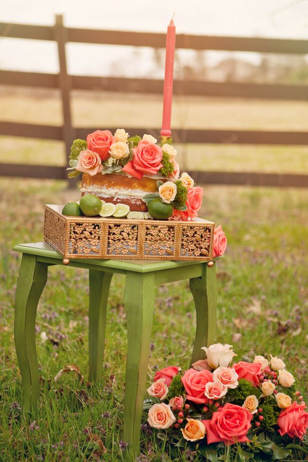 Coral, Graperfruit and a Twist of Lime - Styled Shoot - to see more: www.theperfectpalette.com - photo by Danielle Evans Photography, Floral Design by LB Floral