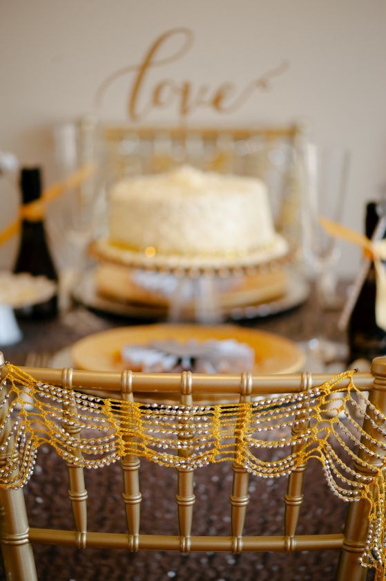 A Festive & Fabulous Engagement Party - photo by Lauren Rae Photography - http://www.theperfectpalette.com/ Styling by The Perfect Palette