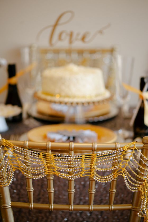 A Festive & Fabulous Engagement Party - photo by Lauren Rae Photography - http://www.theperfectpalette.com/ Styling by The Perfect Palette
