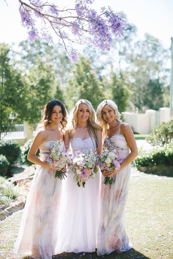 Color Trend: Watercolor Wedding Theme - http://www.theperfectpalette.com/ Creative color ideas for weddings + parties