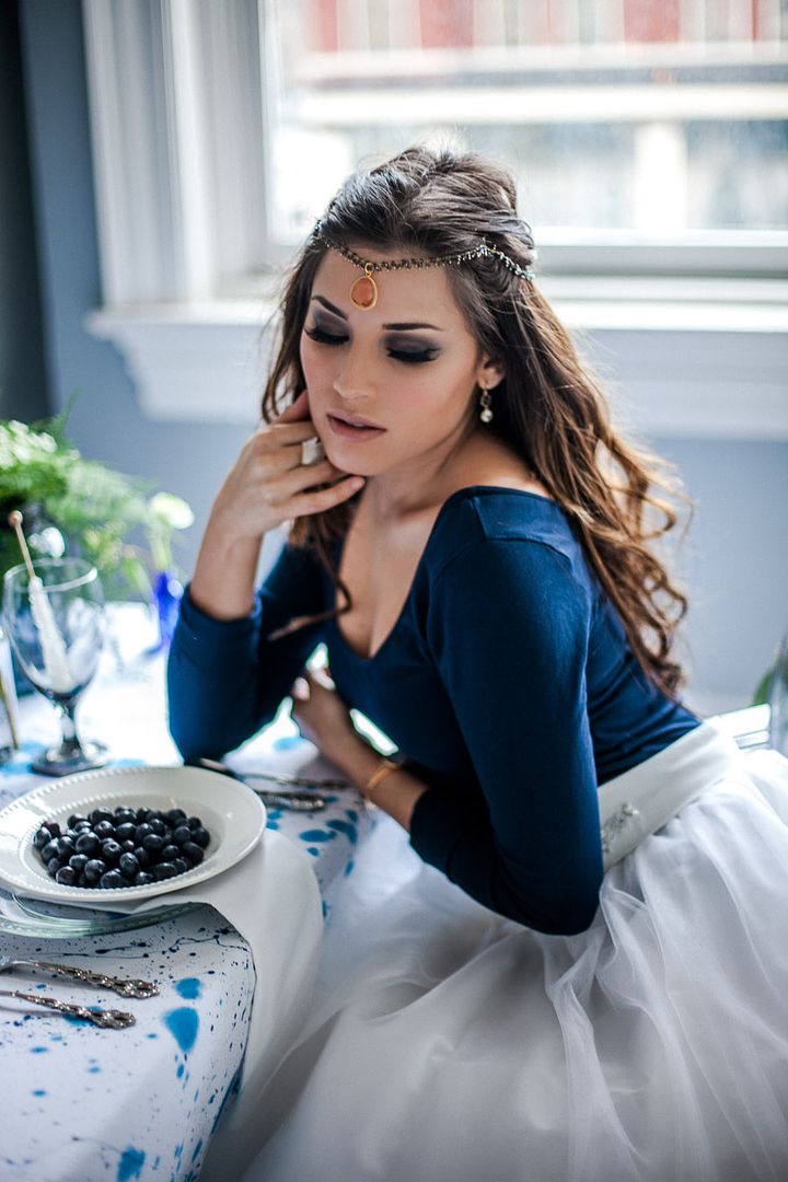 Ink & Ice - Wedding Inspiration Shoot - www.theperfectpalette.com - photo by Mary Claire Photography, Styled by Amber Reverie