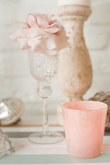 Now Trending: Blush Pink - www.theperfectpalette.com - Vintage Inspired Wedding Ideas