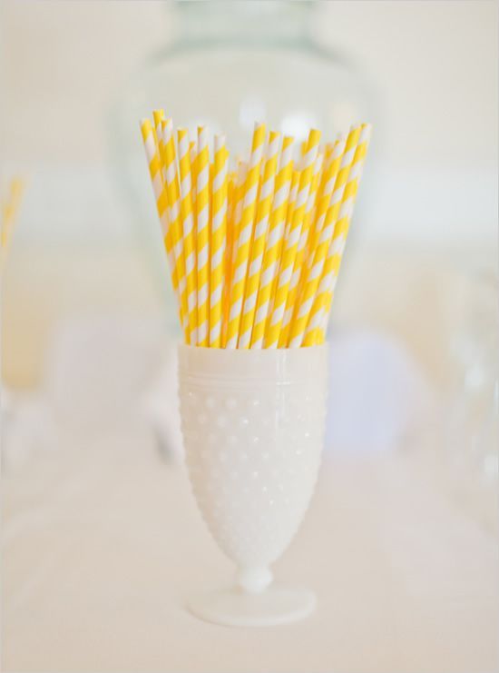 14 Creative Ways to Bring Your Yellow Wedding to Life!  - see more at: www.theperfectpalette.com - Color ideas for weddings + parties