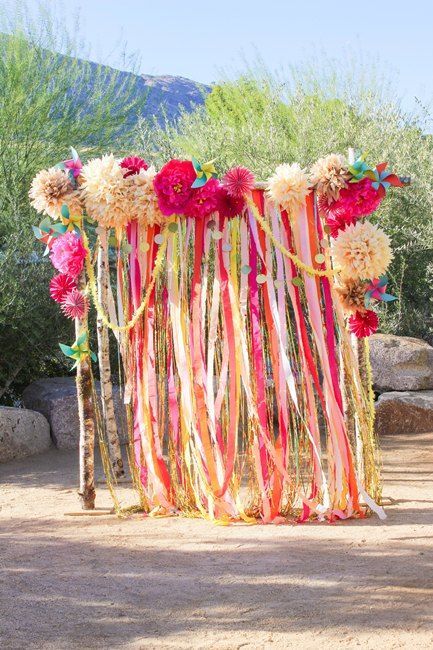 28 Creative Ways to Add Color to Your Wedding! www.theperfectpalette.com - Color Ideas for Weddings + Parties