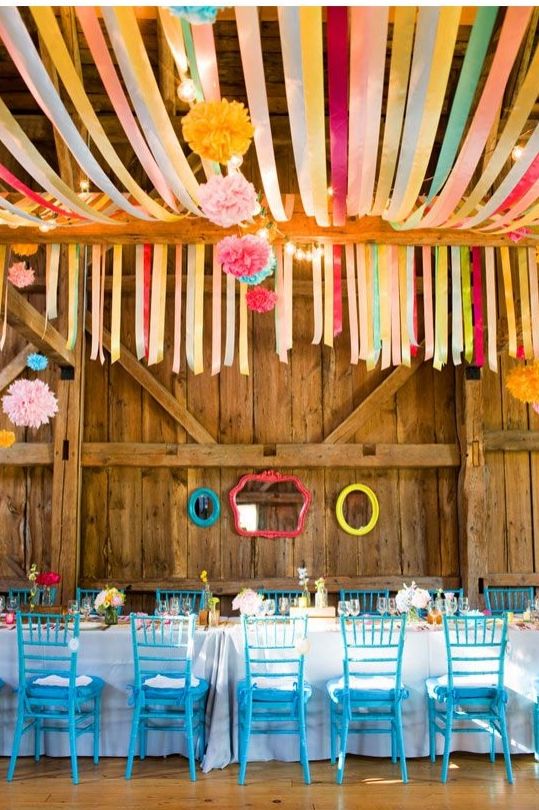 28 Creative Ways to Add Color to Your Wedding! www.theperfectpalette.com - Color Ideas for Weddings + Parties