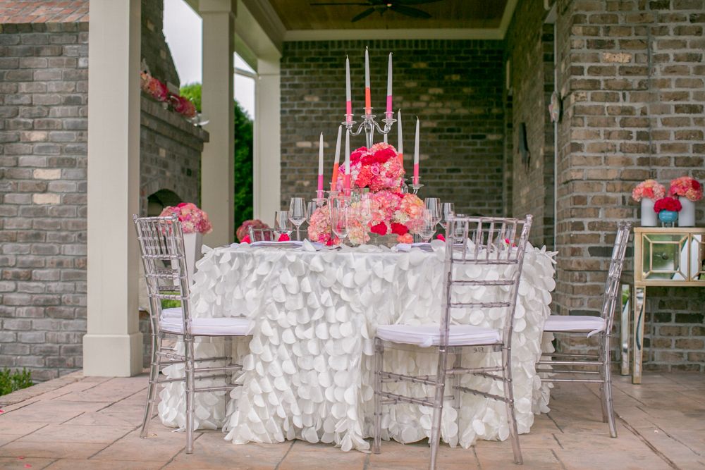 Lush + Lovely Centerpieces: www.theperfectpalette.com Photo by KMI Photography, Floral Design by Fiore Fine Flowers