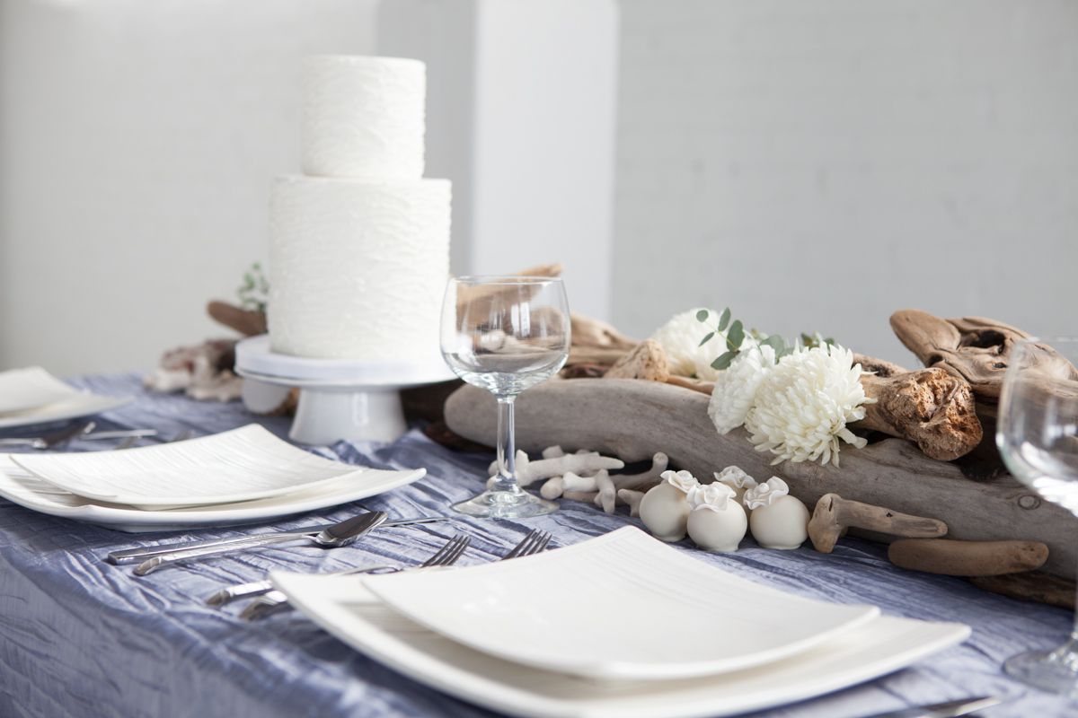 Ocean Chic: Styled Pretty - www.theperfectpalette.com - Color Ideas for Weddings + Parties